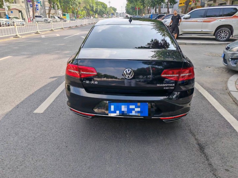 保定18年大众迈腾9