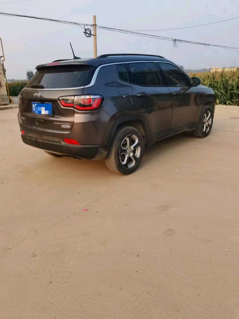 保定17年Jeep指南者2