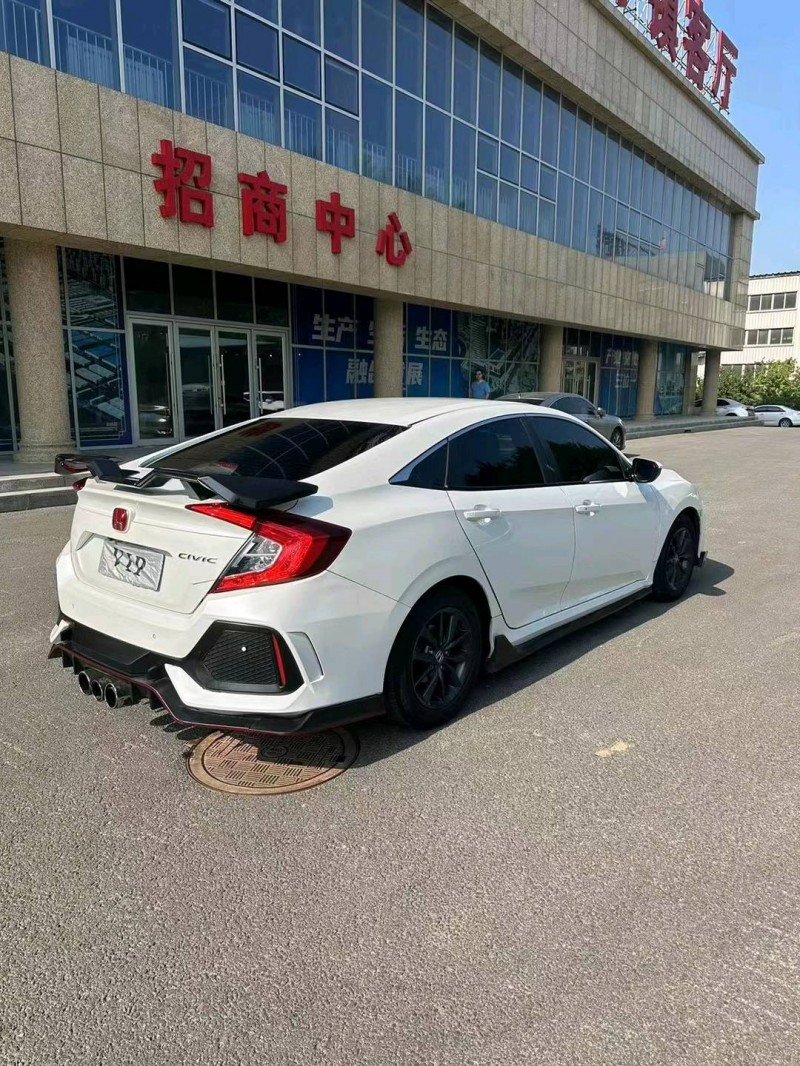 沈阳21年本田思域5