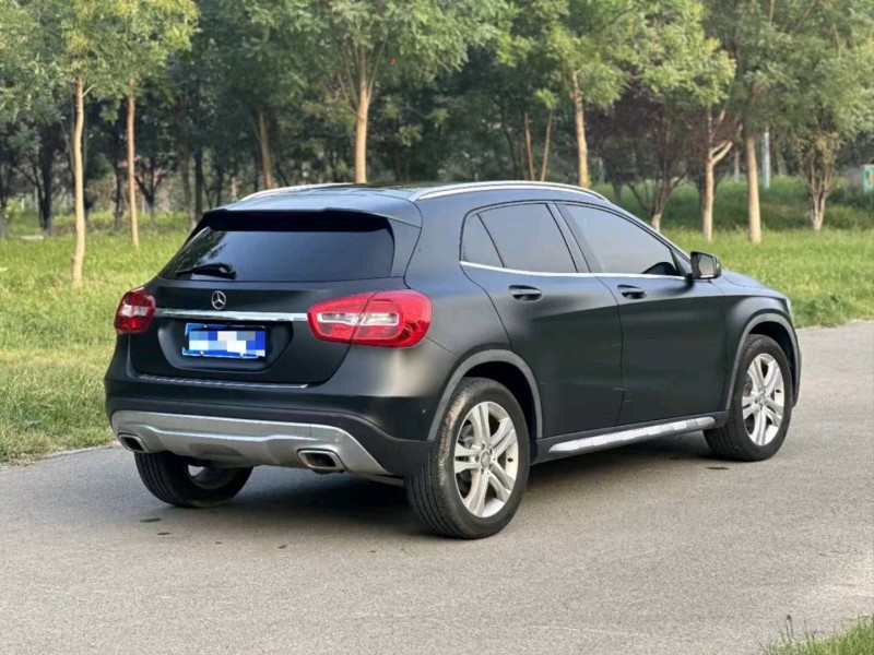 济南16年奔驰GLA8