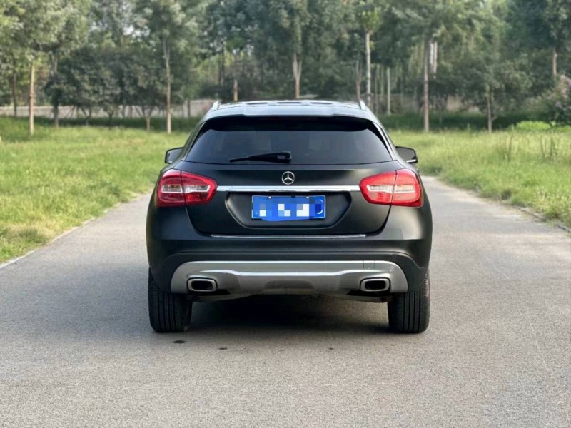 济南16年奔驰GLA9