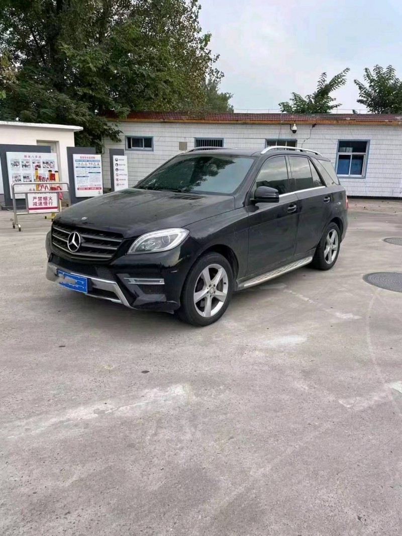 济南14年奔驰ML3