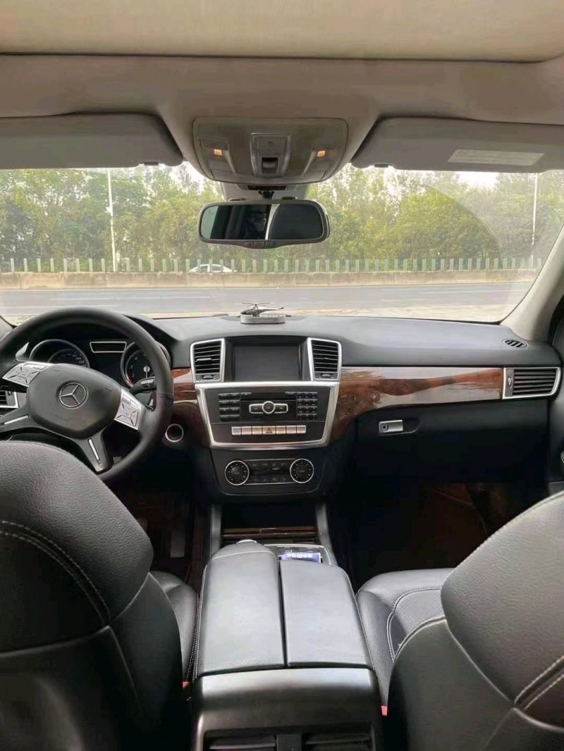 济南14年奔驰ML8