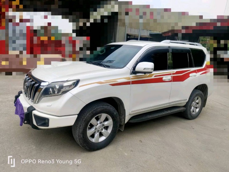 成都14年丰田普拉多2