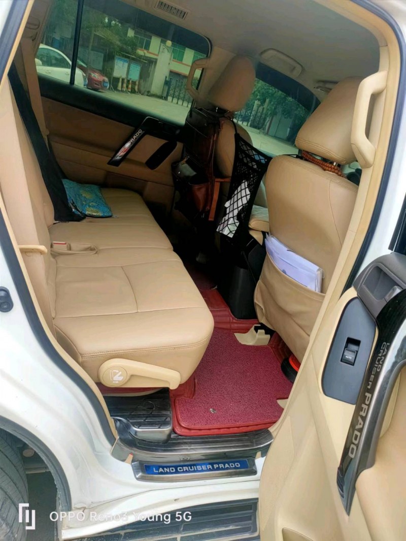 成都14年丰田普拉多4