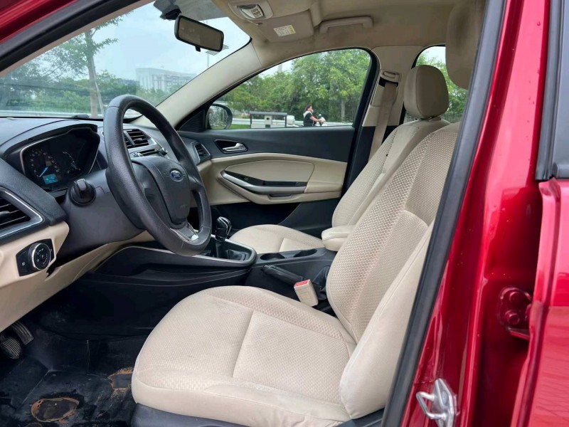 汕头15年福特福睿斯4