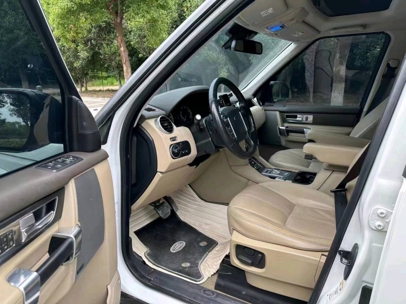 广州14年路虎发现5