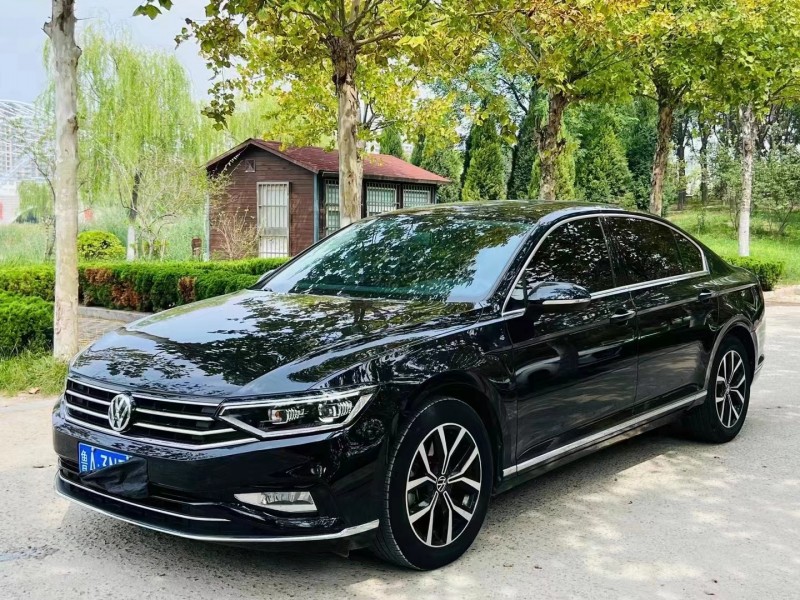 济宁22年大众迈腾2