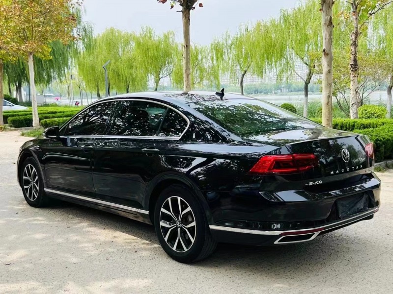 济宁22年大众迈腾8