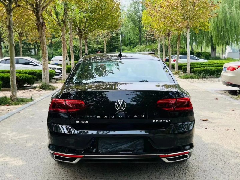 济宁22年大众迈腾9