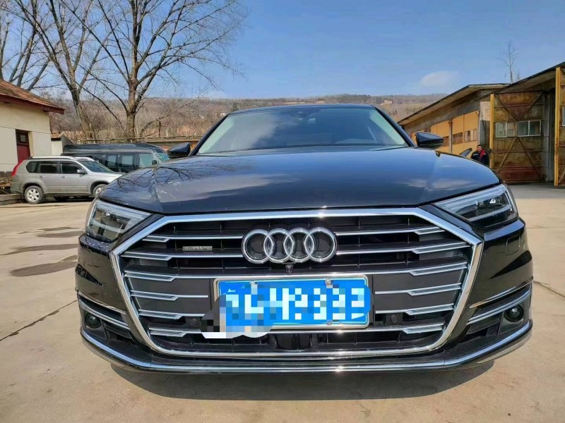 枣庄21年奥迪A8L1