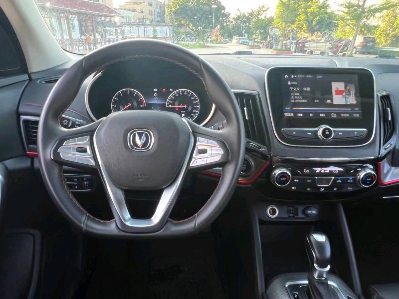 汕头18年长安汽车CS555