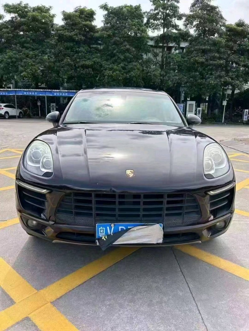 珠海16年保时捷Macan1