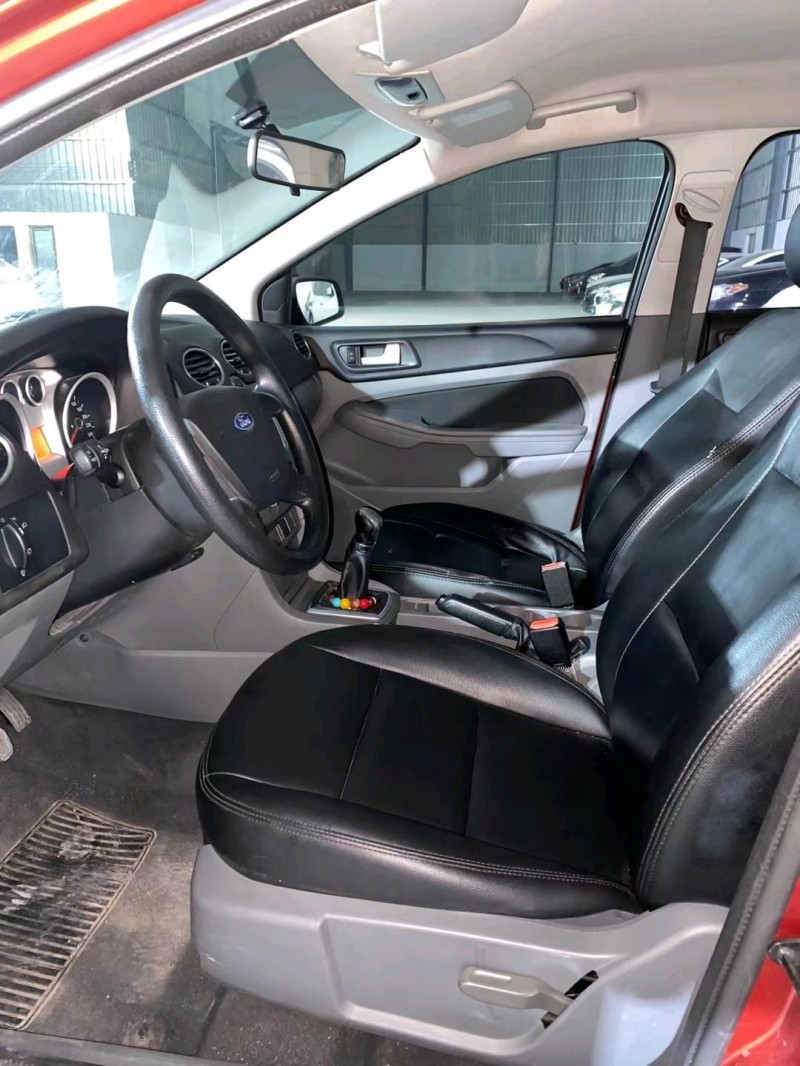 深圳14年福特福克斯9