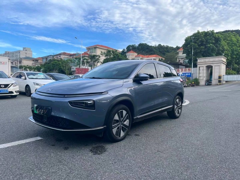 深圳22年小鵬汽車G36