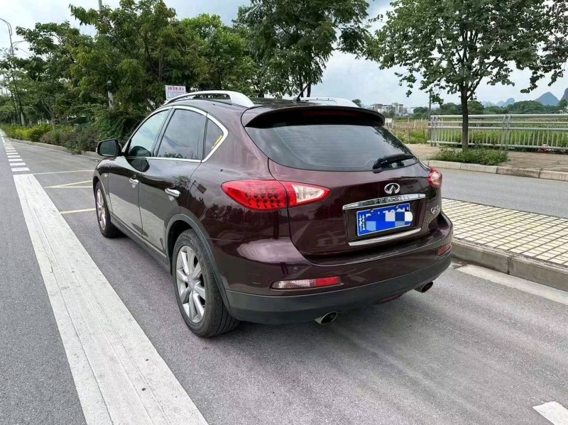 东营14年英菲尼迪QX508