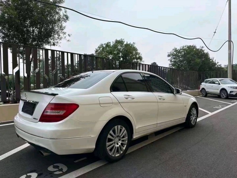 徐州12年奔驰C8