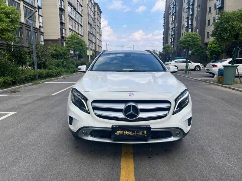 徐州16年奔驰GLA1