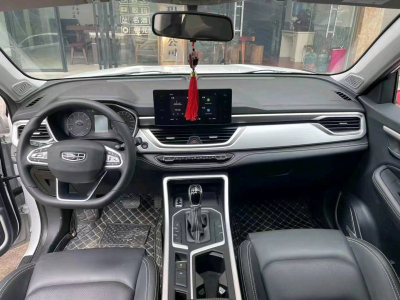 邯郸21年吉利远景X66