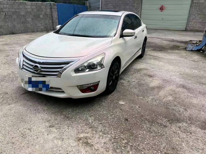 邯郸14年日产天籁4