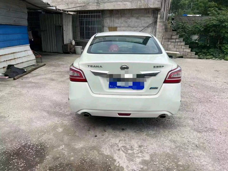 邯郸14年日产天籁6