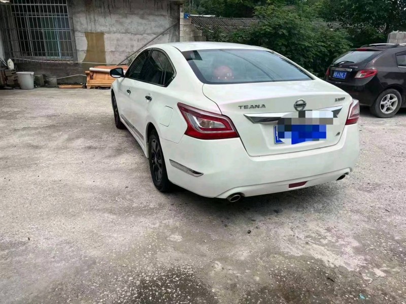 邯郸14年日产天籁7