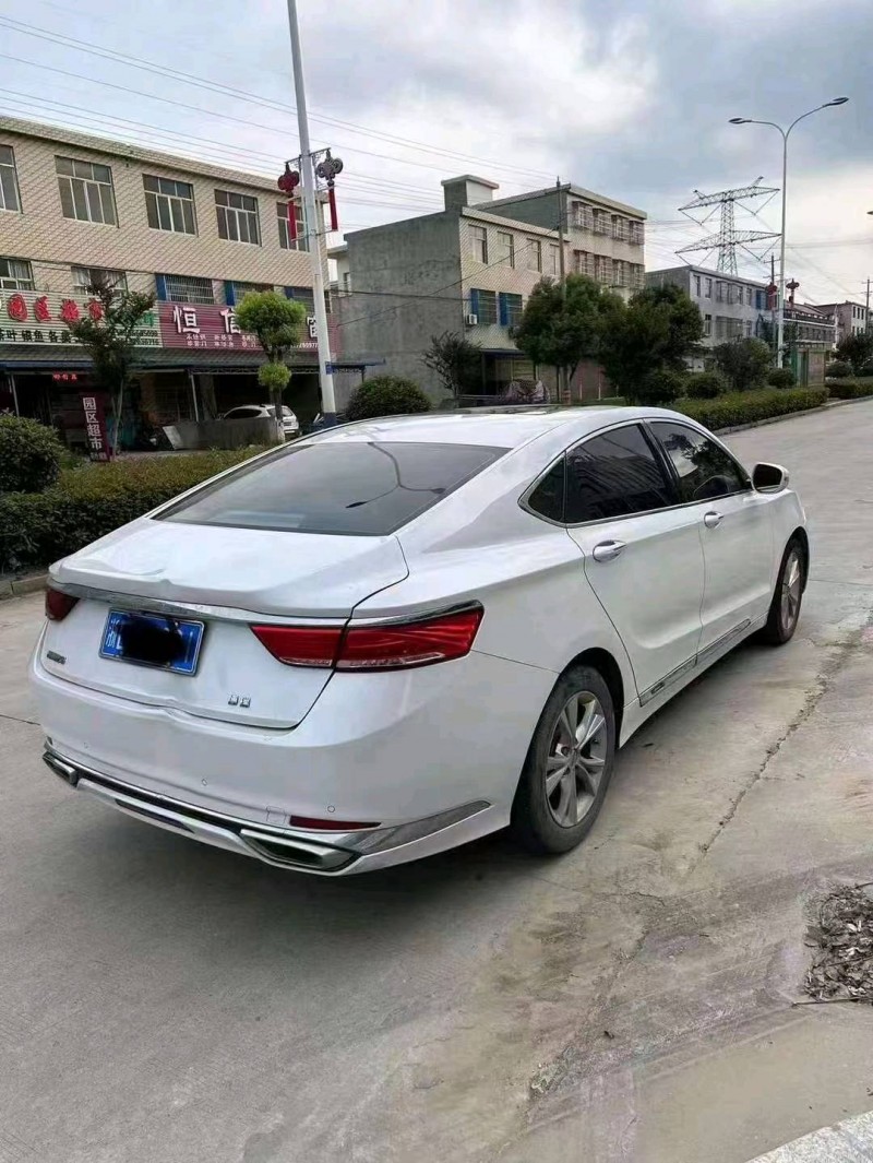 淮南20年吉利博瑞4