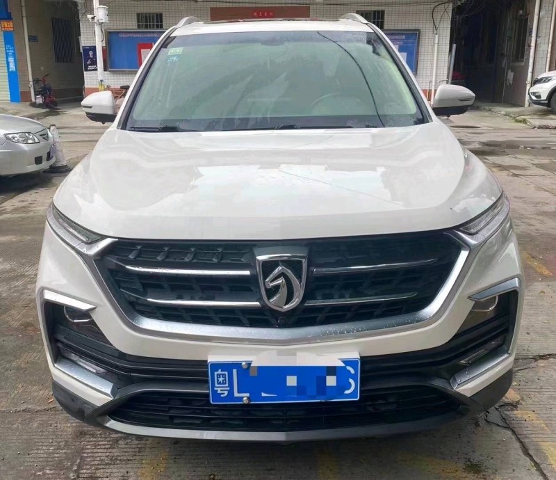 珠海18年寶駿5301