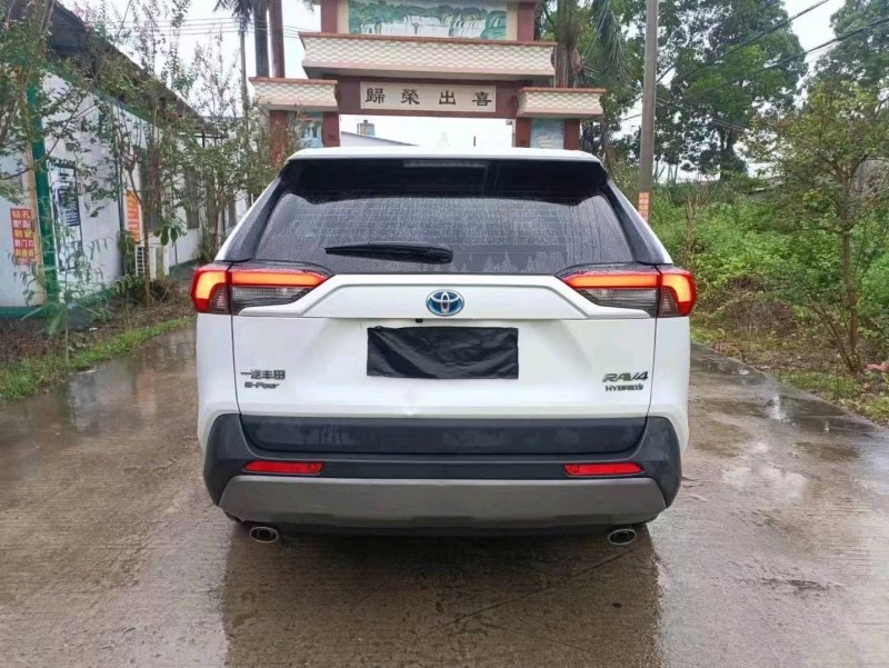 珠海21年丰田RAV4荣放3