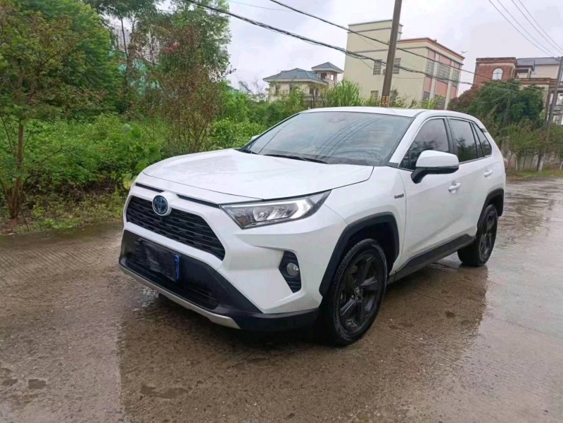 珠海21年丰田RAV4荣放5