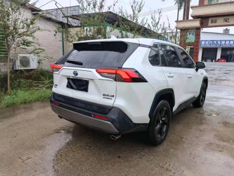 珠海21年丰田RAV4荣放6