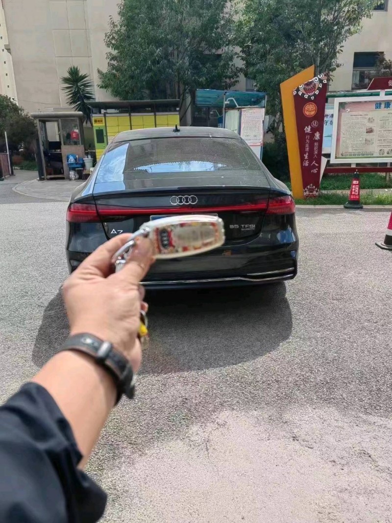 昆明20年奧迪A7L9
