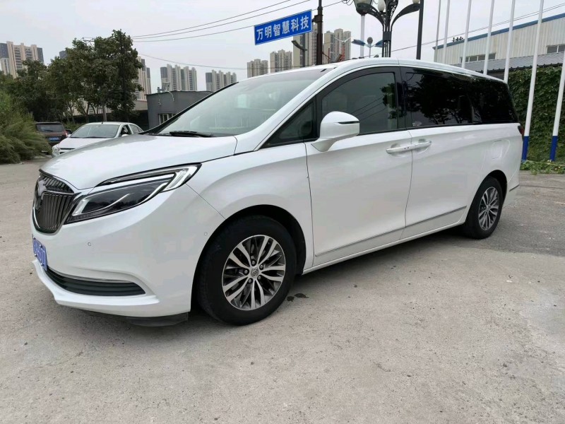 沈阳17年别克GL82