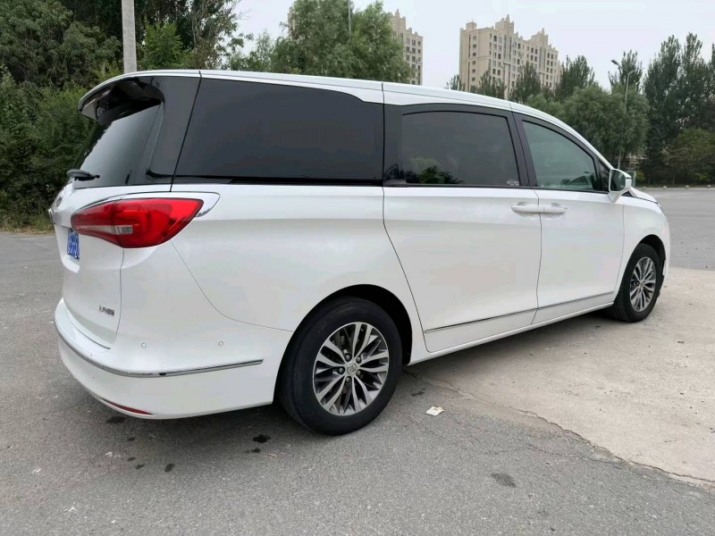 沈阳17年别克GL87