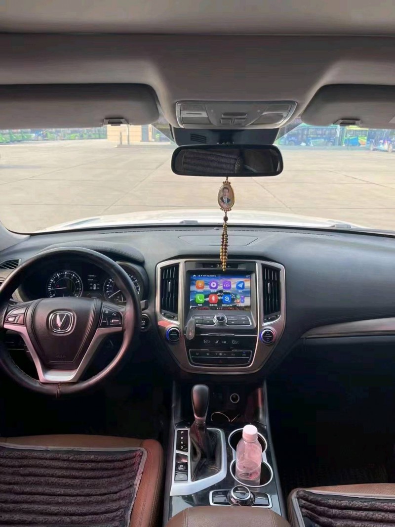 石家庄17年长安汽车CS956