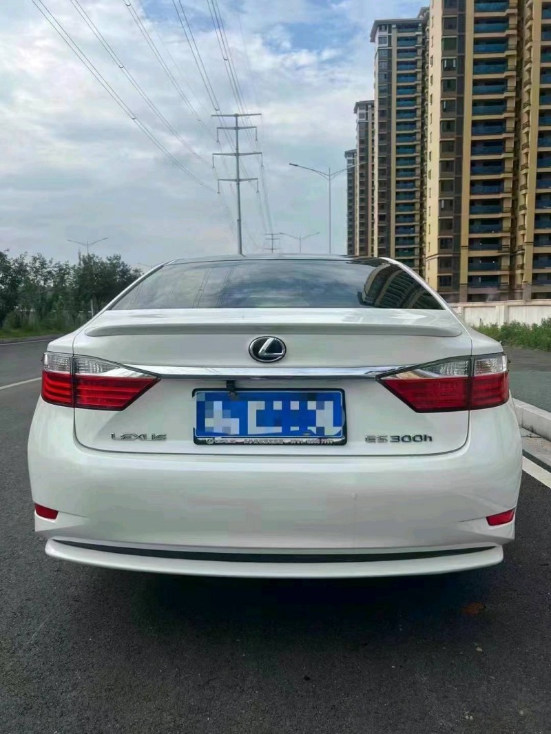 衡阳15年雷克萨斯CT5