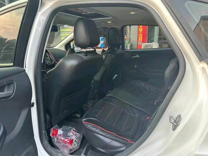 衡阳18年福特福克斯5