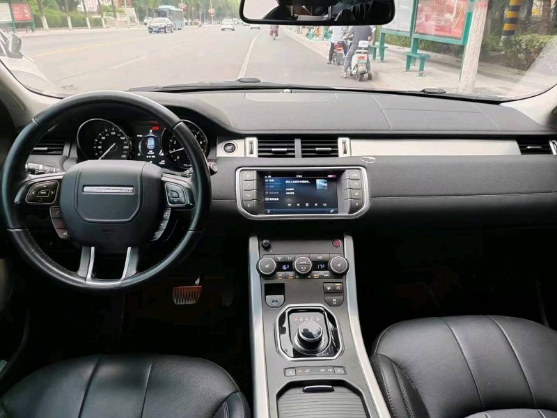 枣庄17年路虎揽胜极光(进口)2