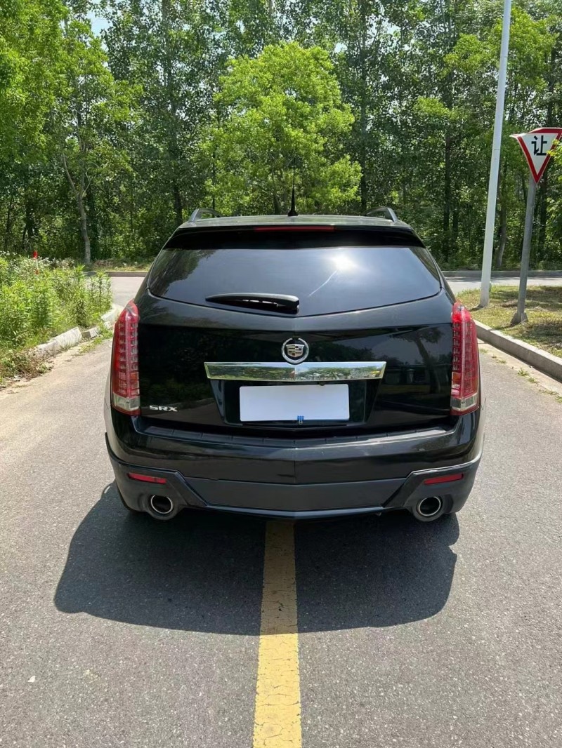 宿迁16年凯迪拉克SRX9