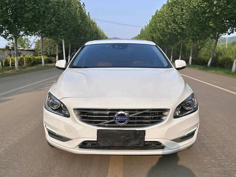 徐州20年沃尔沃S60L1