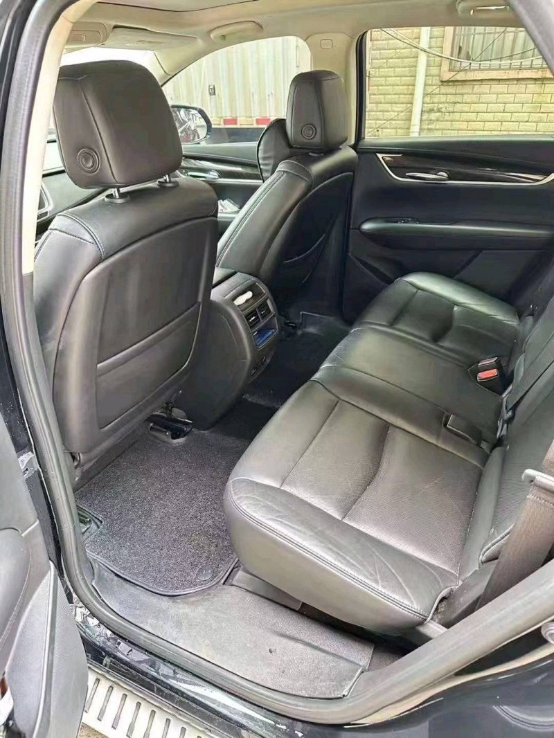 九江18年凱迪拉克XT54