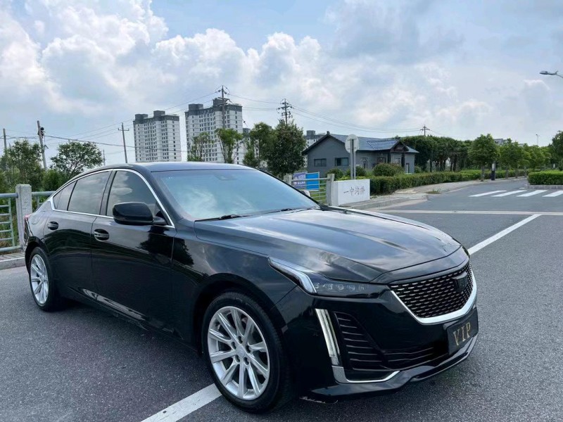 盐城20年凯迪拉克CT52