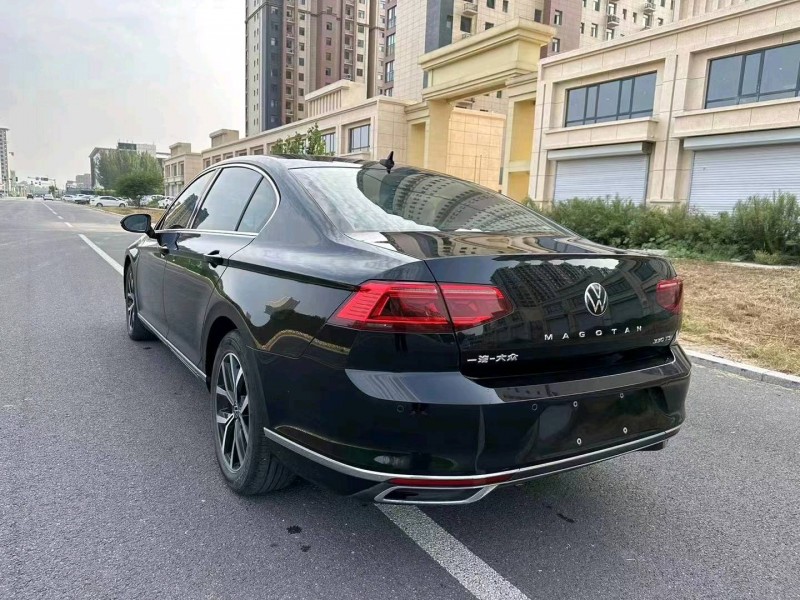 邯郸21年大众迈腾4