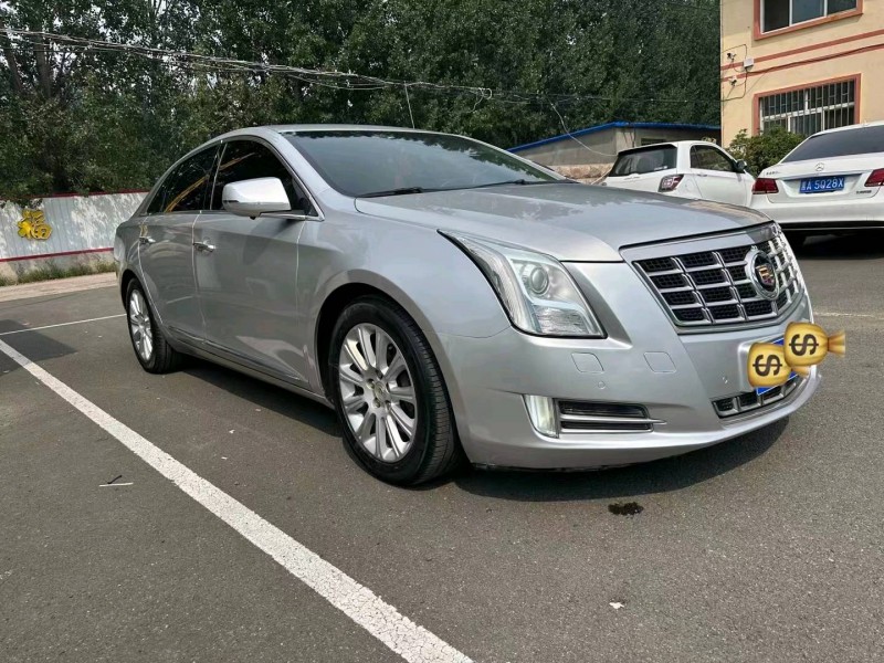 枣庄15年凯迪拉克XT53