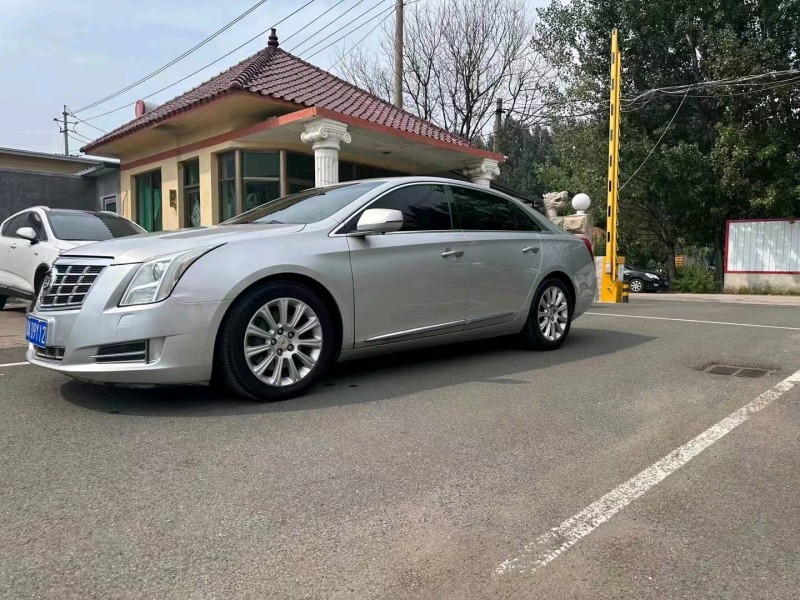 枣庄15年凯迪拉克XT58