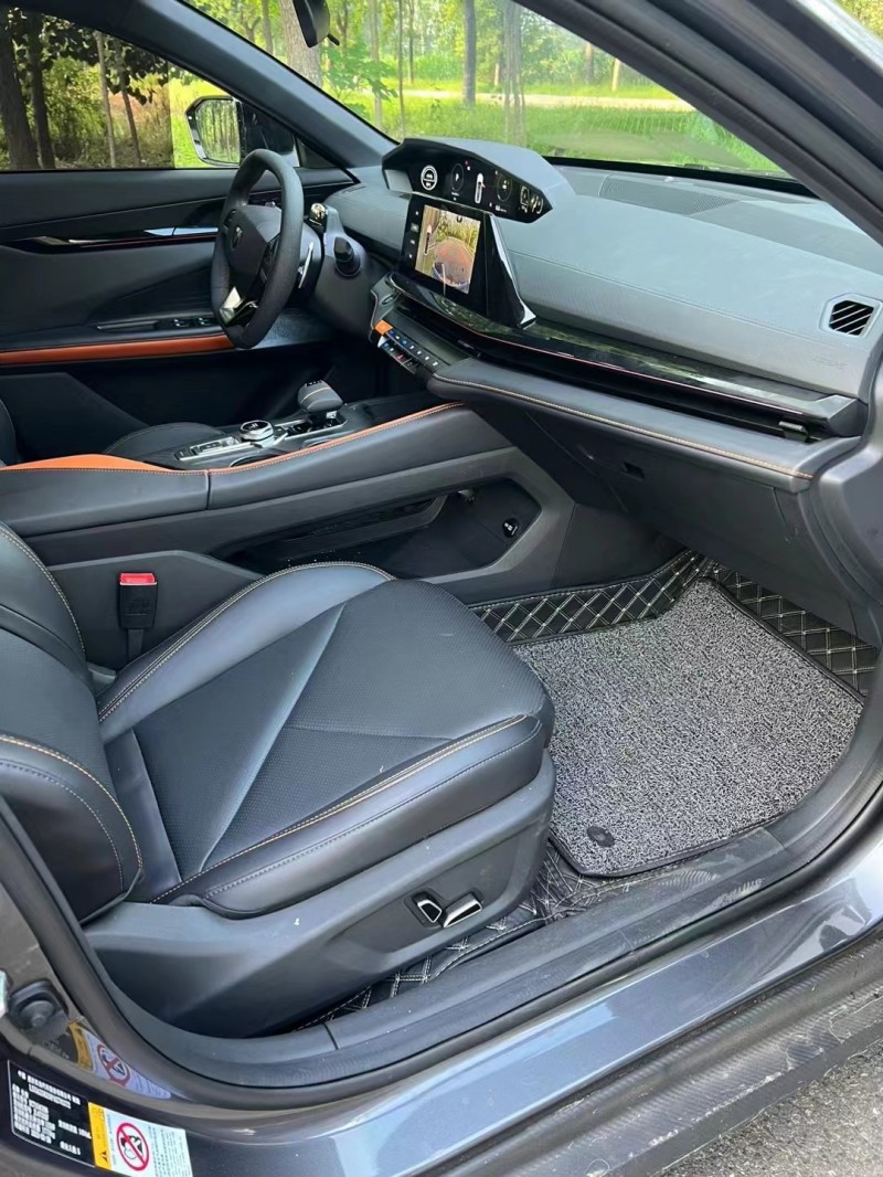 宿迁23年长安汽车UNI-V7