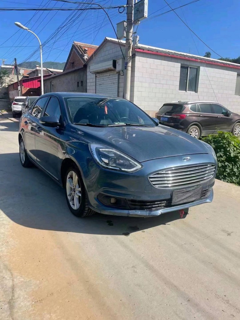 邯郸20年福特福睿斯3