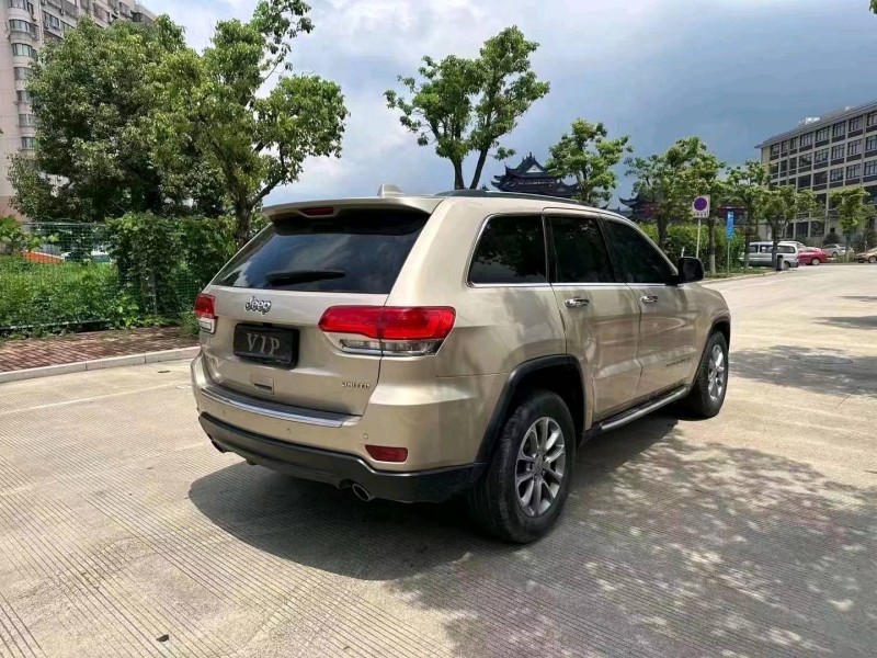 臺州15年Jeep大切諾基4