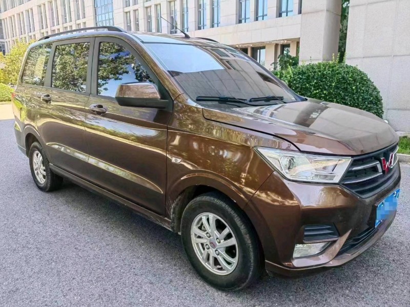 天津20年五菱汽車宏光2