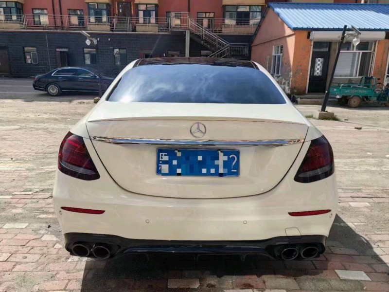 东营19年奔驰E4